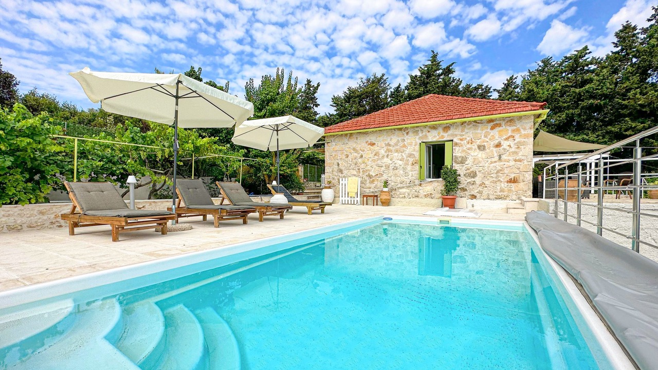Photo of Outdoor in Antipaxos