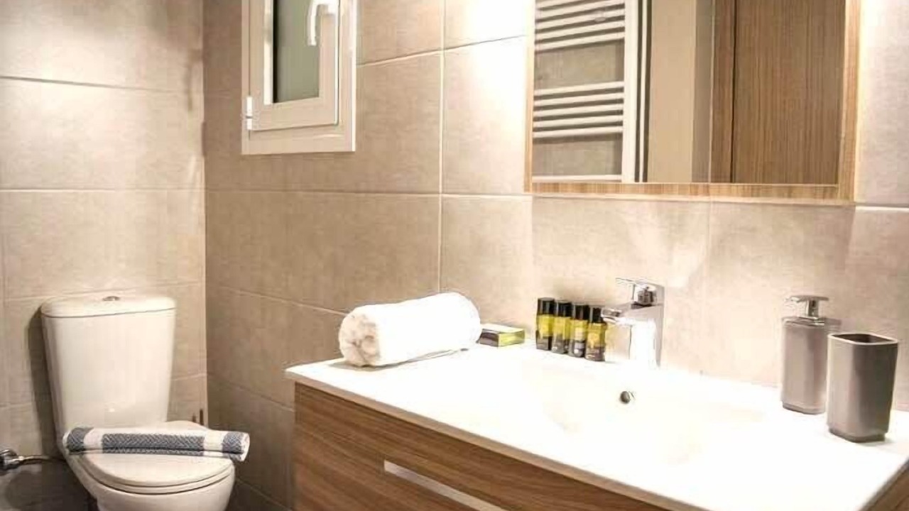 Photo of Bathroom in Thissio