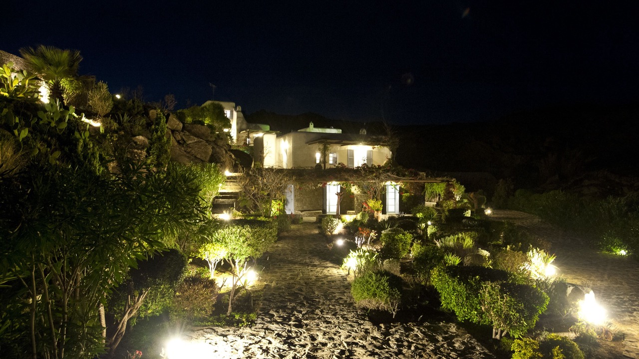 Photo of Outdoor in Plintri