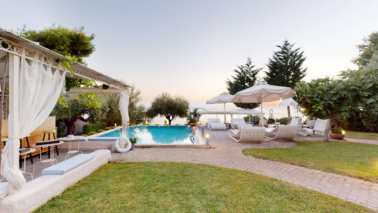 Photo of Outdoor in Elia