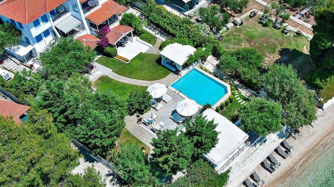 Photo of Outdoor in Elia
