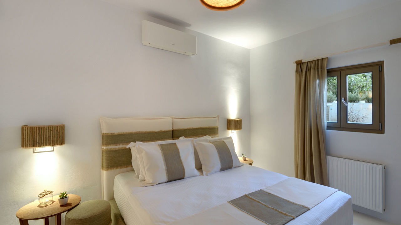 Photo of Bedroom in Ampelas