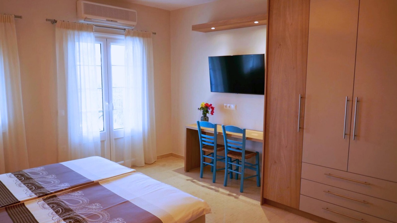 Photo of Bedroom in Foinikounta