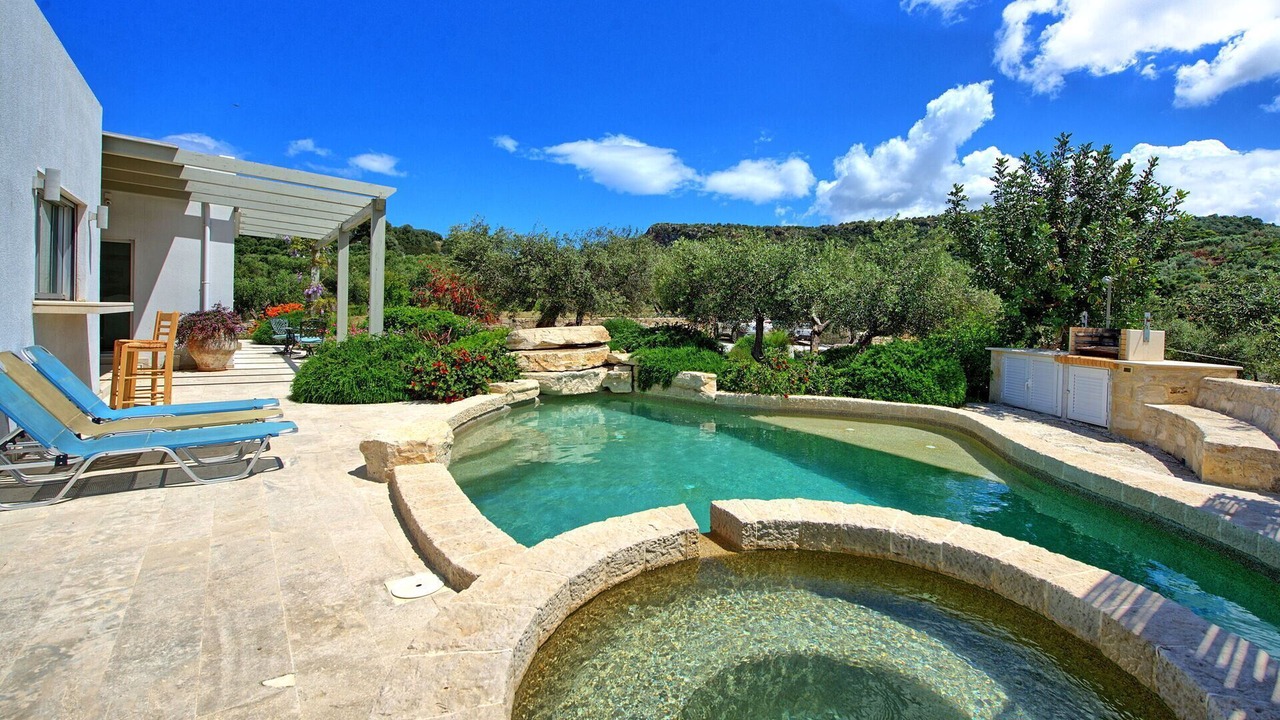 Photo of Outdoor in Platanias Town