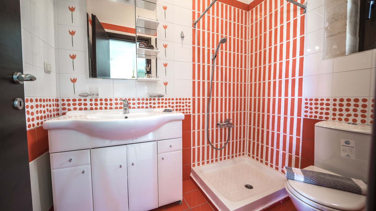 Photo of Bathroom in Loutra