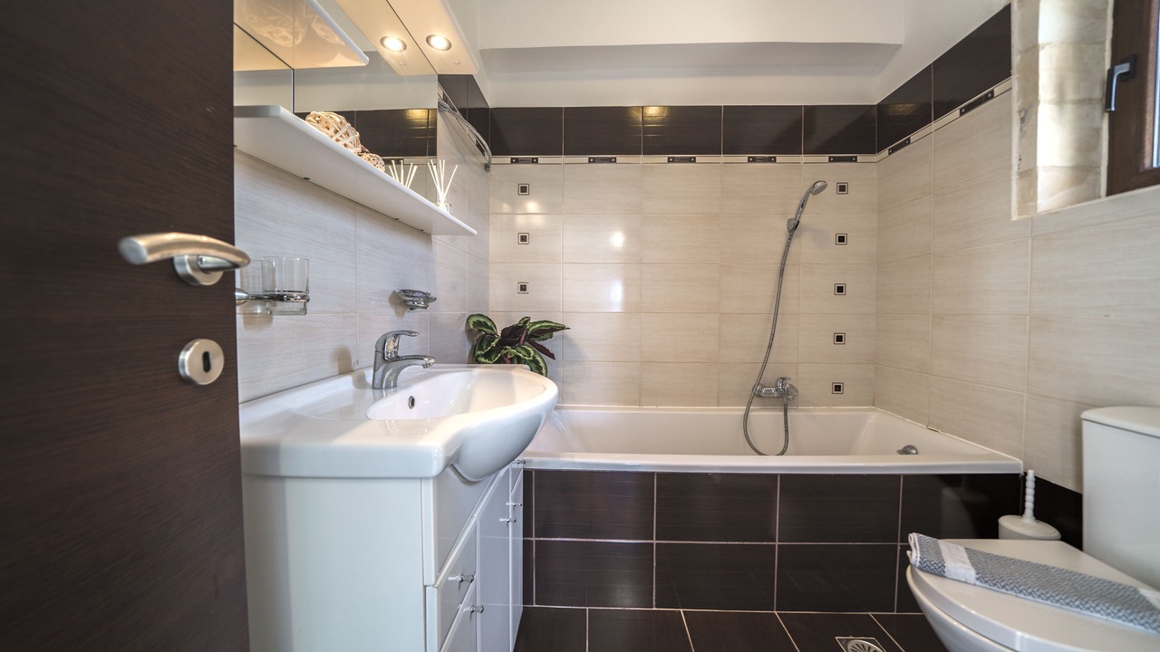 Photo of Bathroom in Loutra
