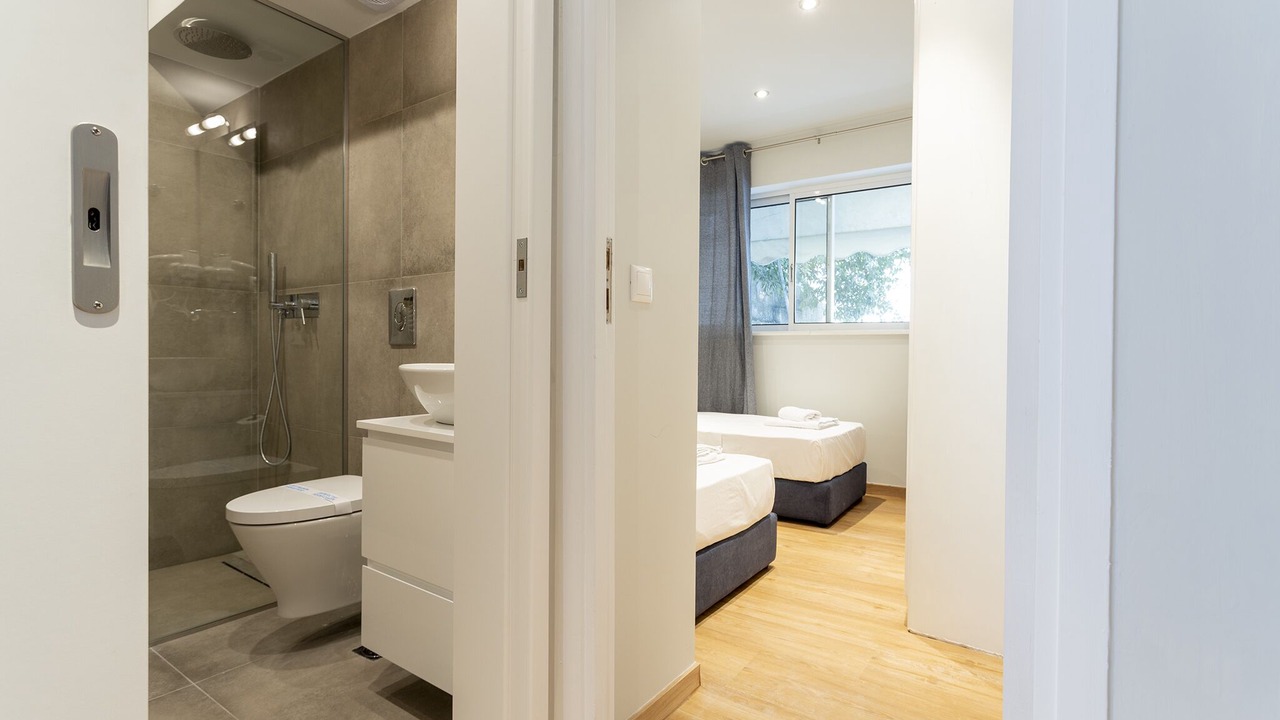 Photo of Bathroom in Neapoli