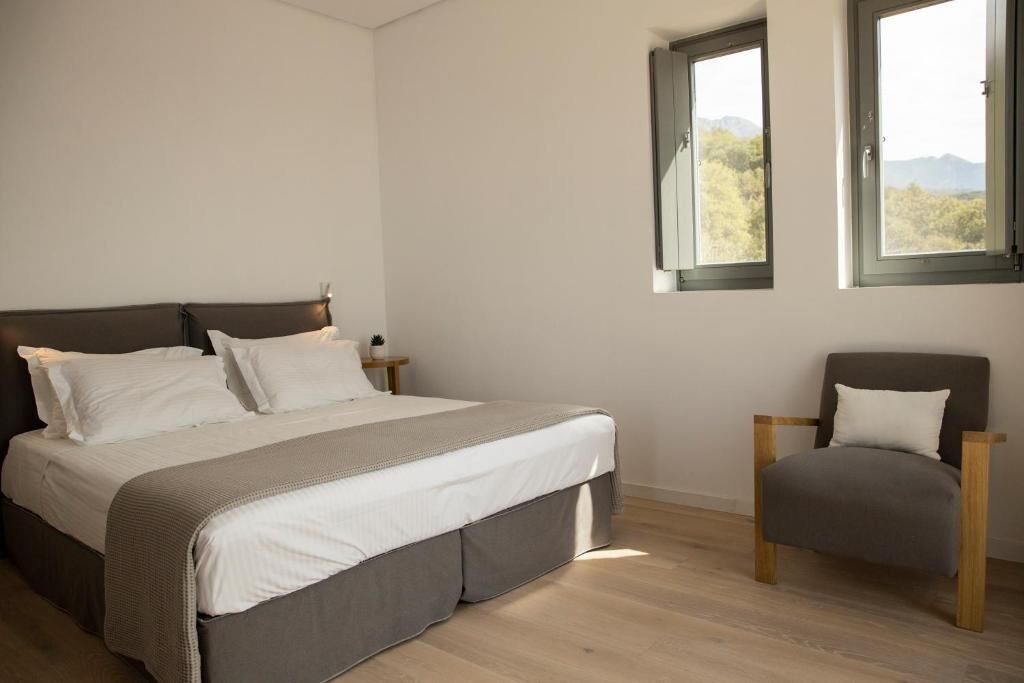 Photo of Bedroom in Lefktron