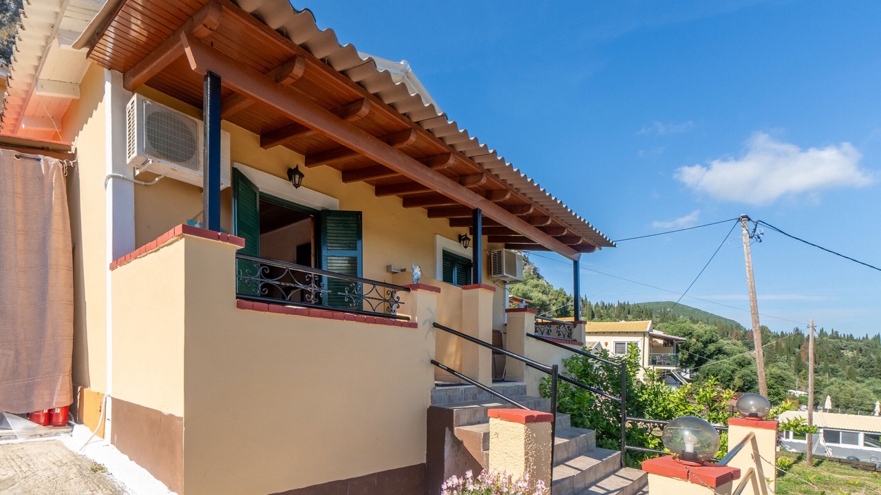 Photo of Outdoor in Lakones