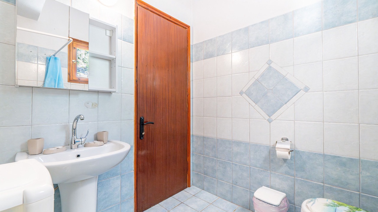 Photo of Bathroom in Lakones