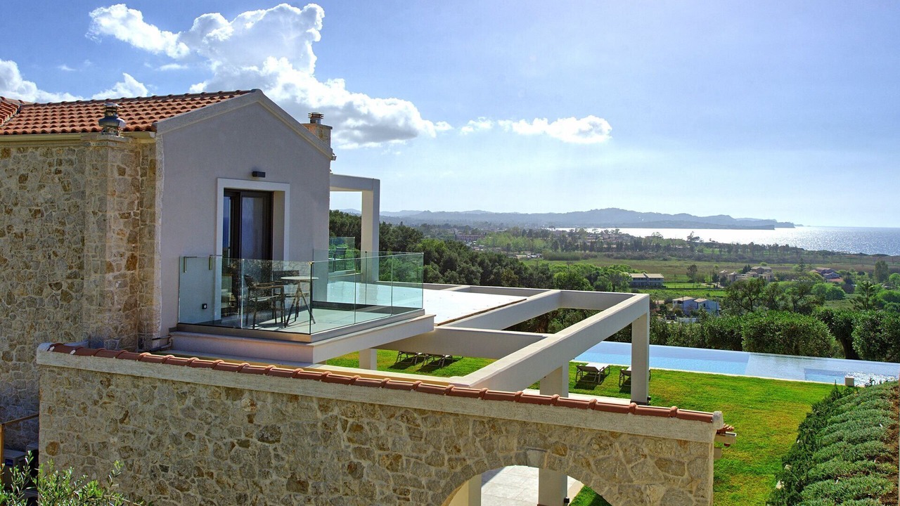 Photo of Patio Balcony in Almiros Beach