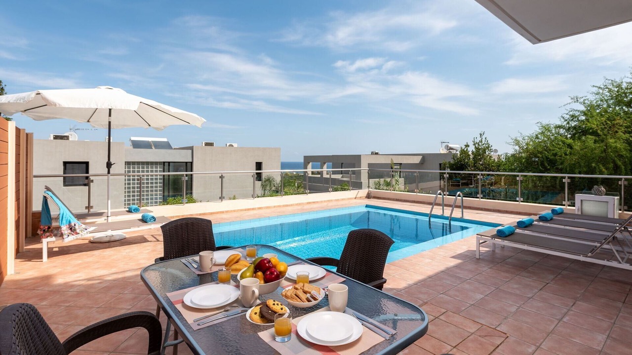 Photo of Outdoor in Pyrgos Psilonerou