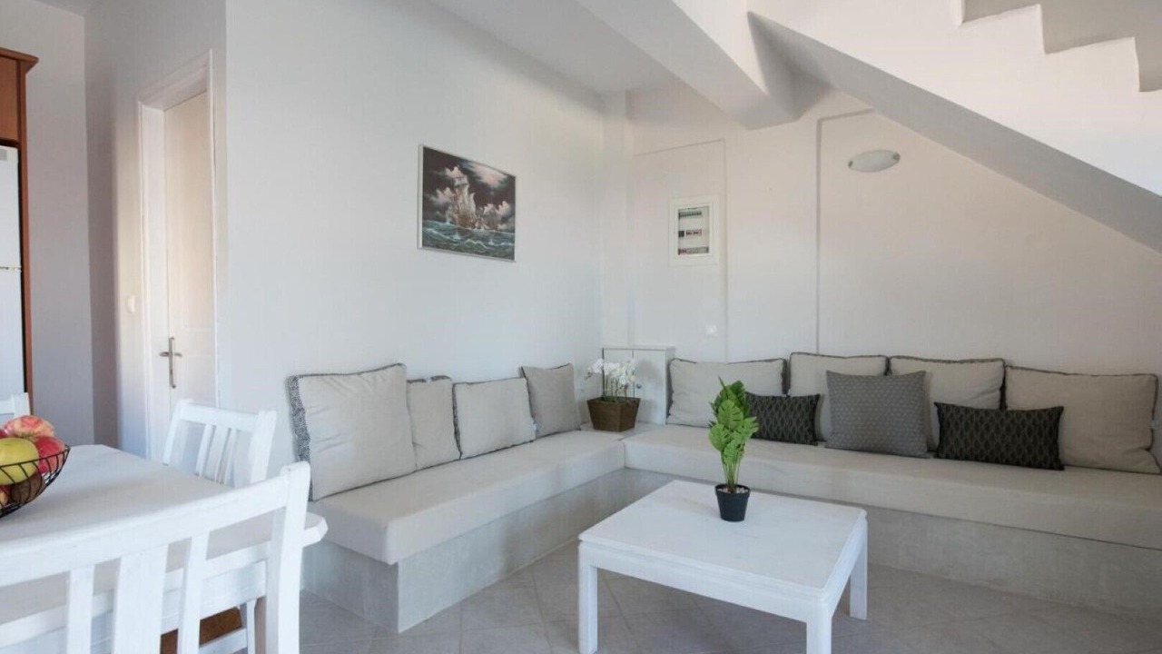 Photo of Livingroom in Kalamitsi