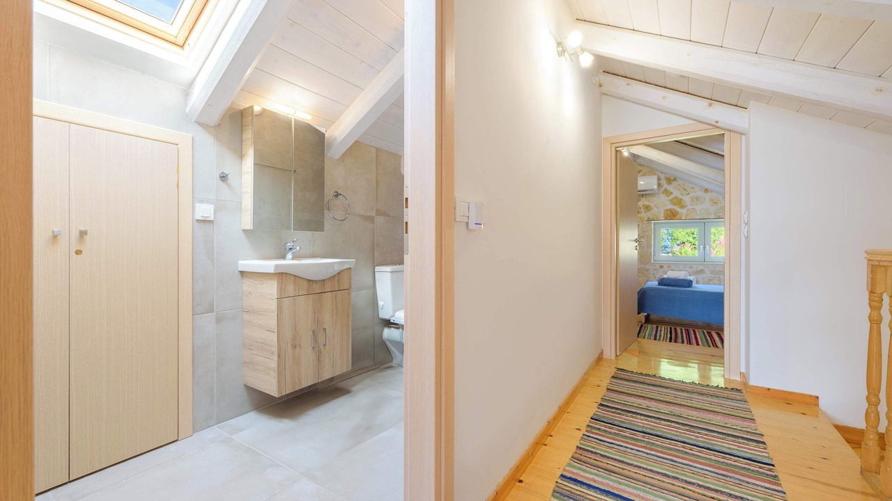 Photo of Bathroom in Evgiros