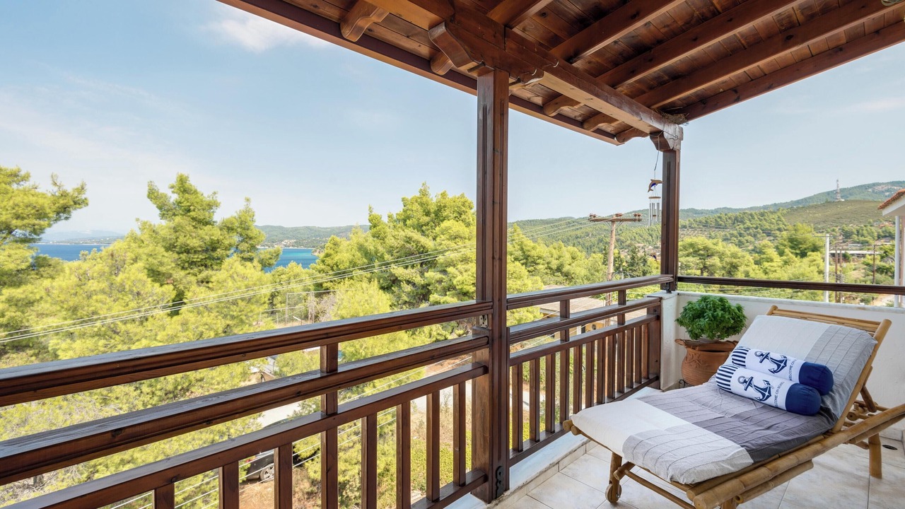 Photo of Patio Balcony in Neos Marmaras