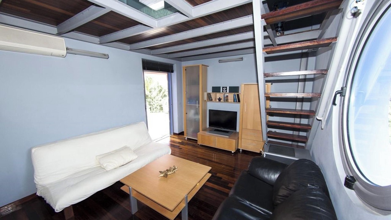 Photo of Livingroom in Eretria