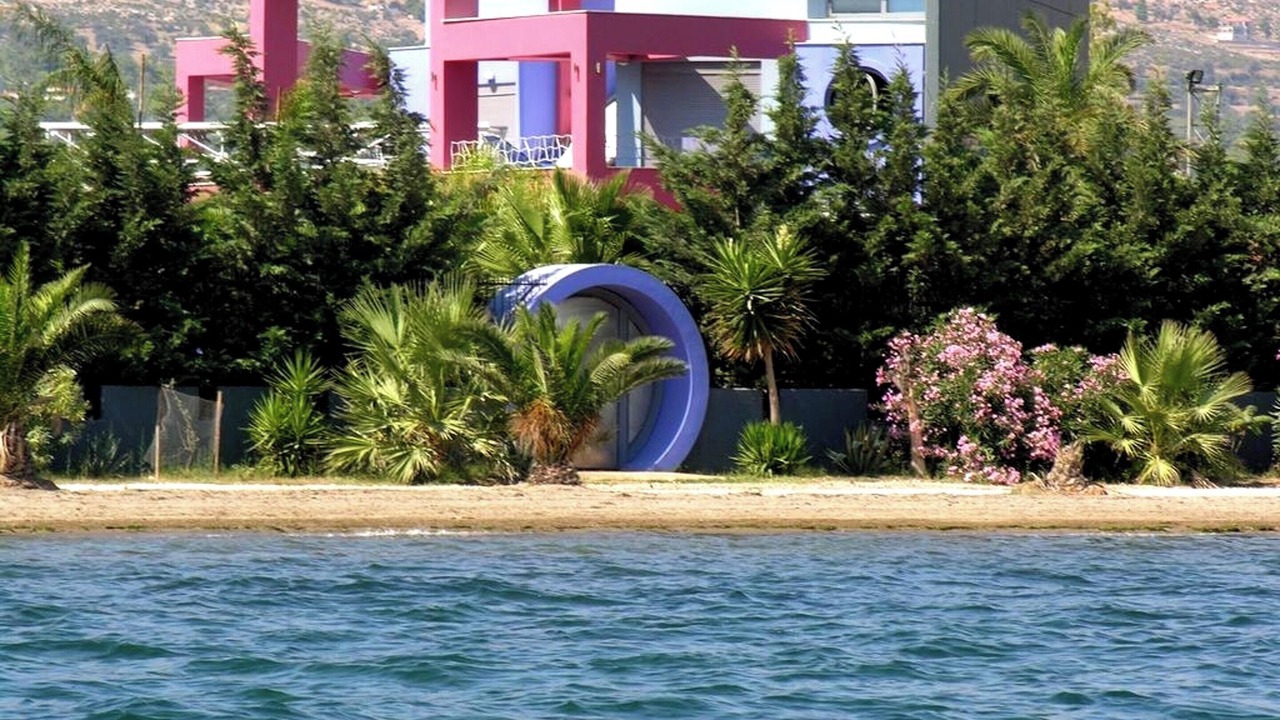 Photo of Others in Eretria
