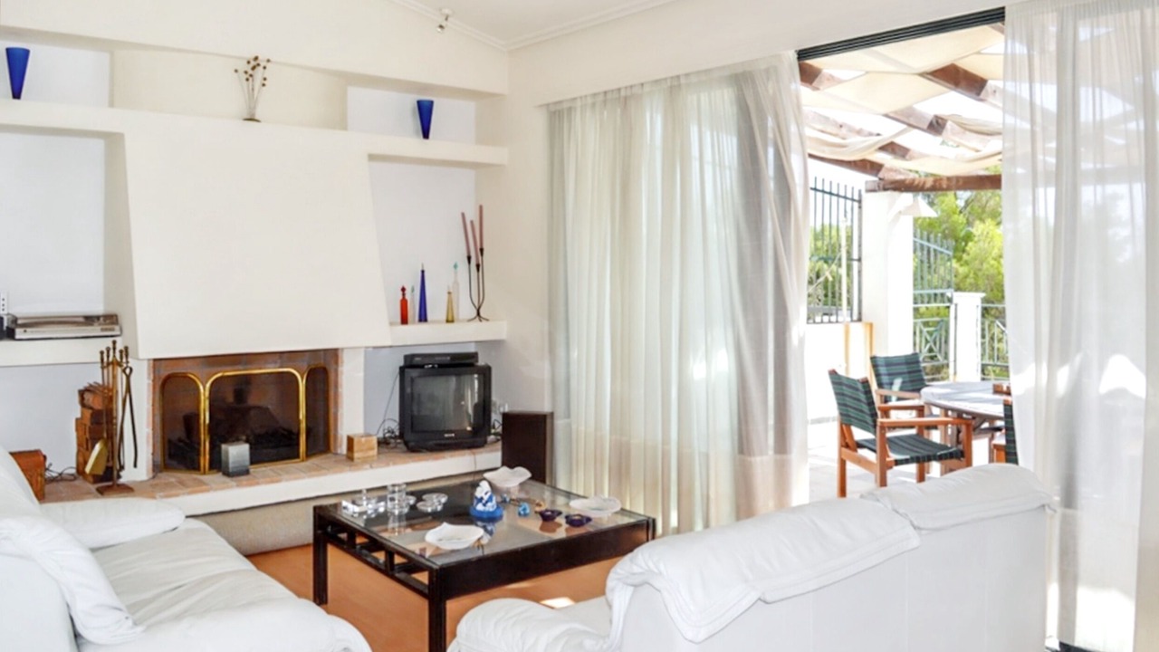 Photo of Livingroom in Karystos
