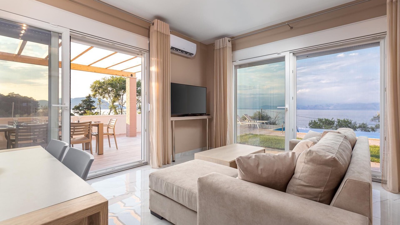 Photo of Livingroom in Agia Pelagia Chlomou