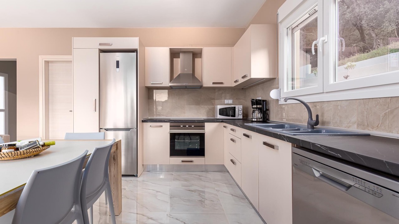 Photo of Kitchen in Agia Pelagia Chlomou