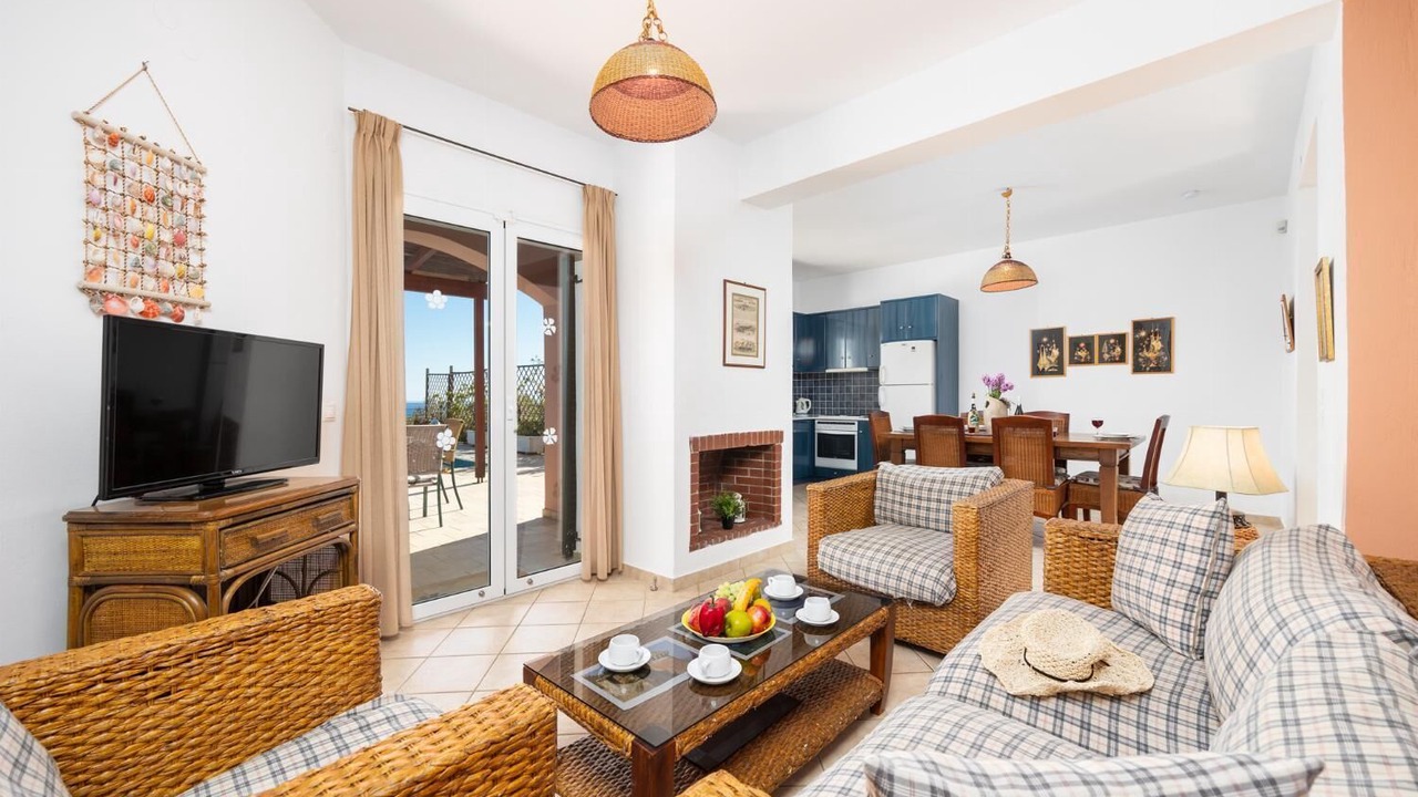 Photo of Livingroom in Karavados