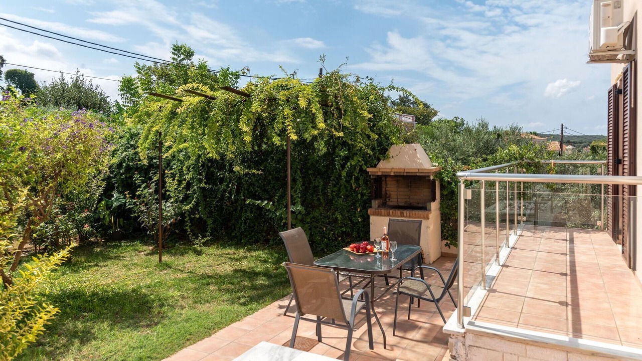 Photo of Outdoor in Pyrgos Psilonerou