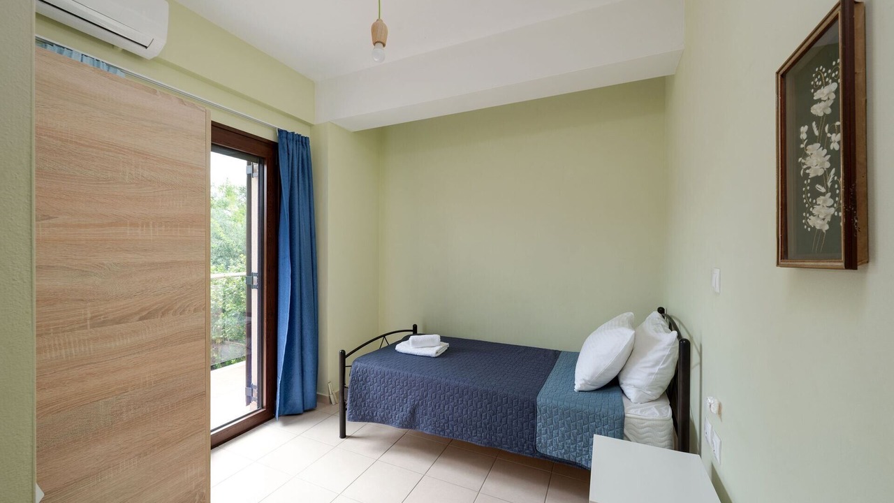 Photo of Bedroom in Pyrgos Psilonerou