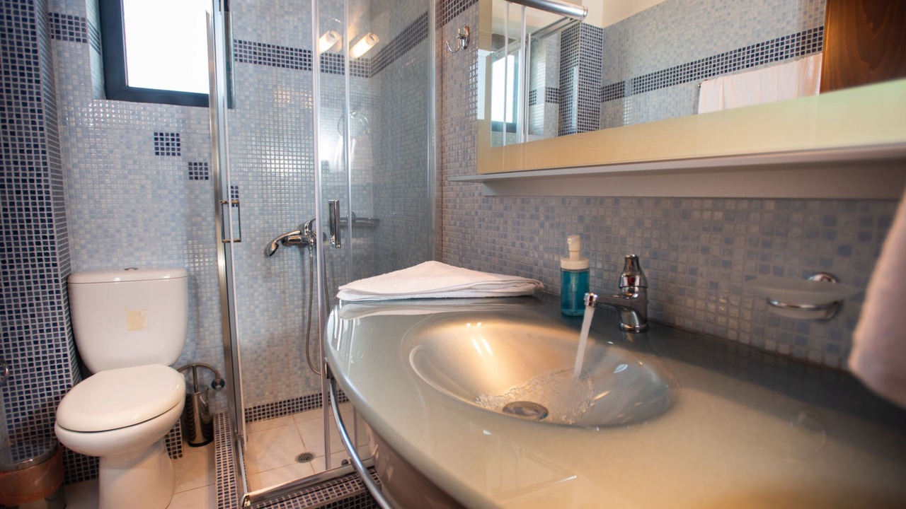 Photo of Bathroom in Kokinos Pirgos