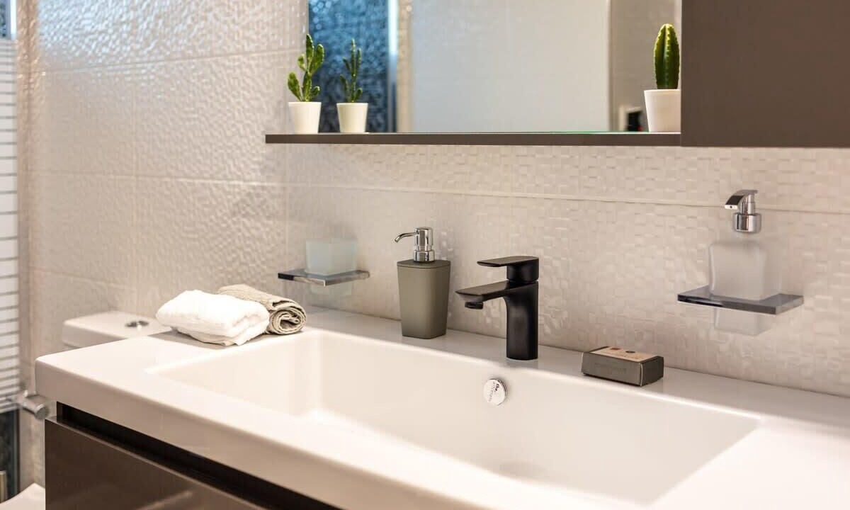 Photo of Bathroom in Avia