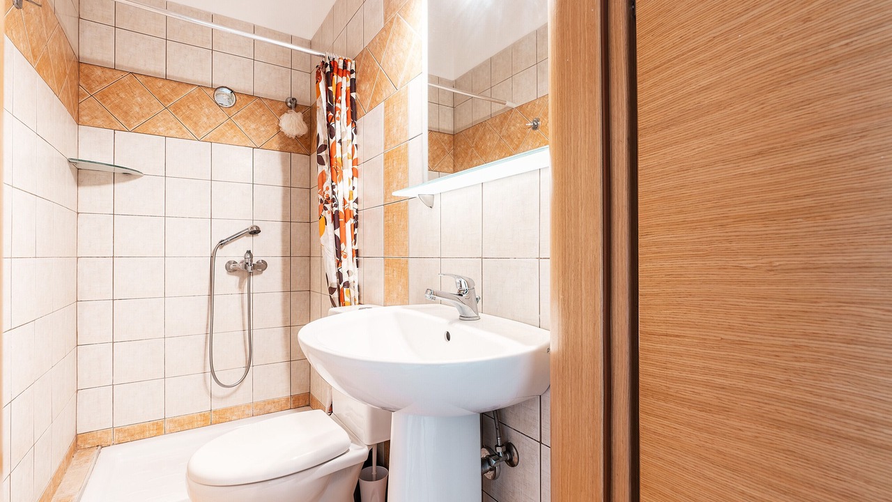 Photo of Bathroom in Gennadi