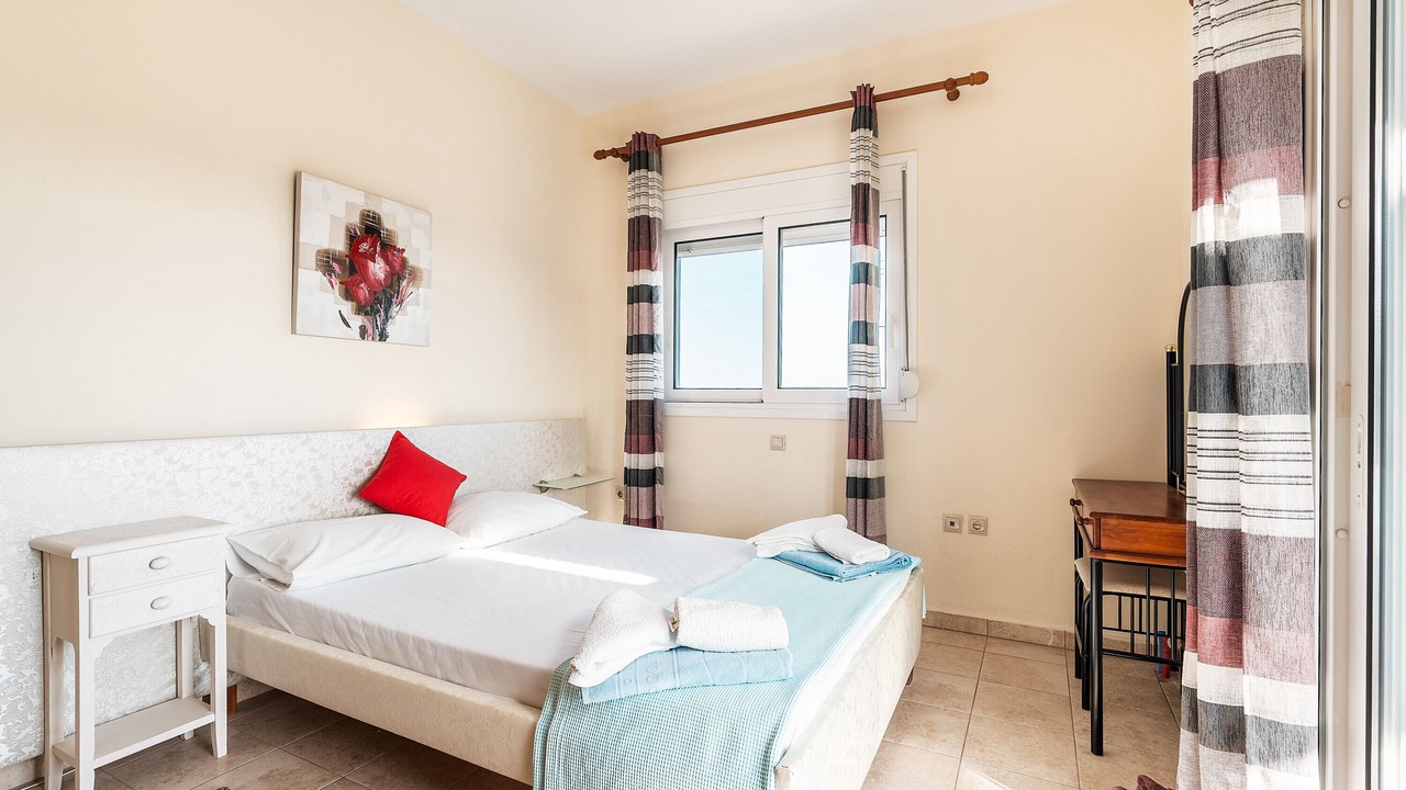 Photo of Bedroom in Gennadi