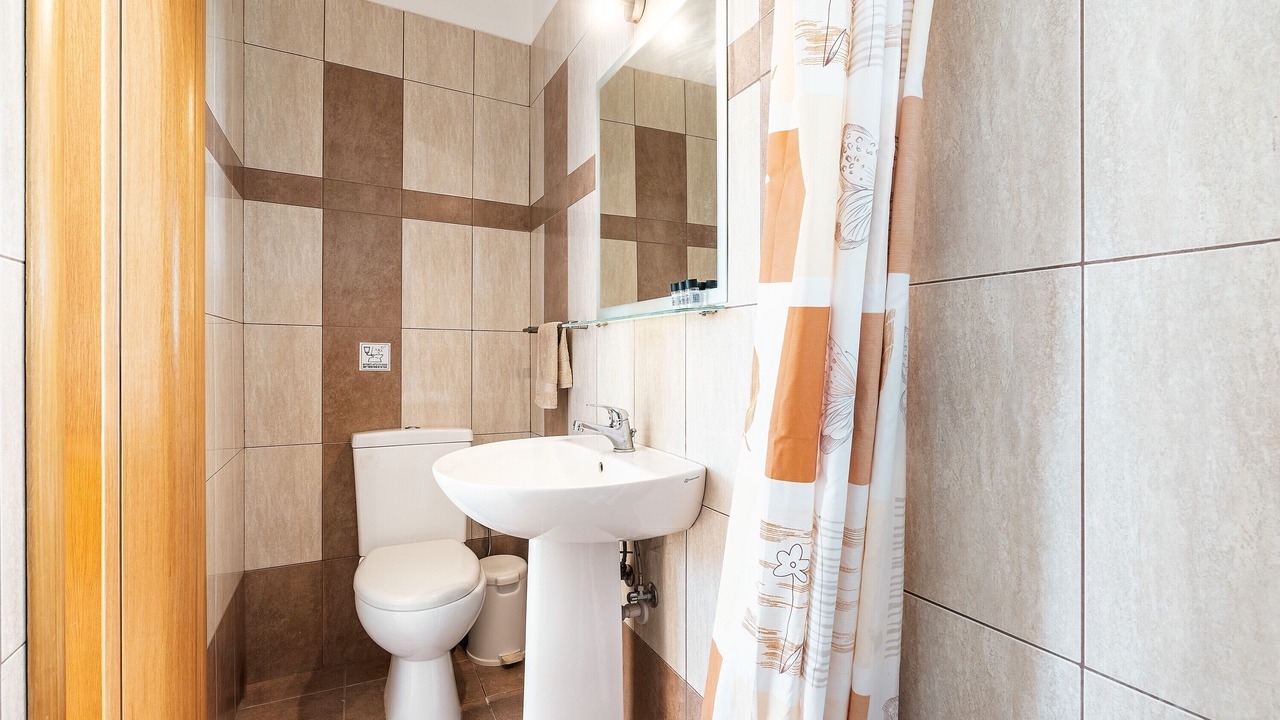 Photo of Bathroom in Gennadi