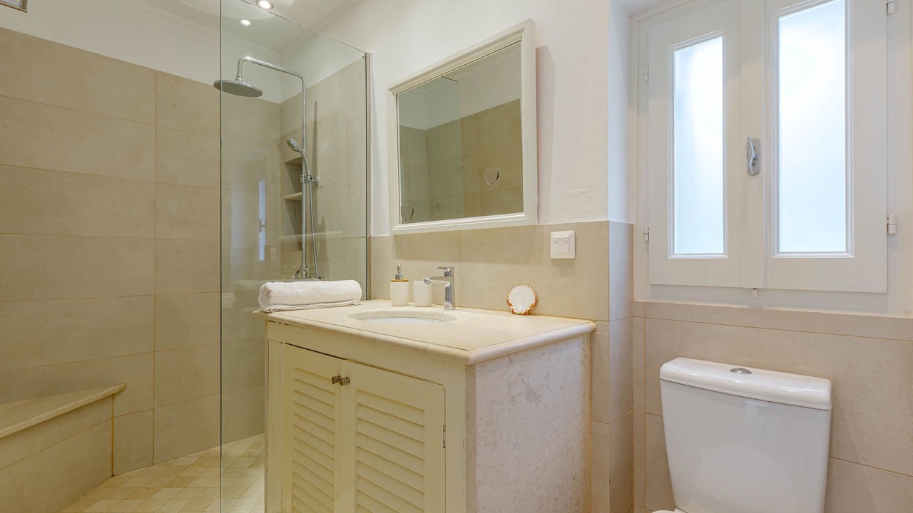Photo of Bathroom in Acharavi