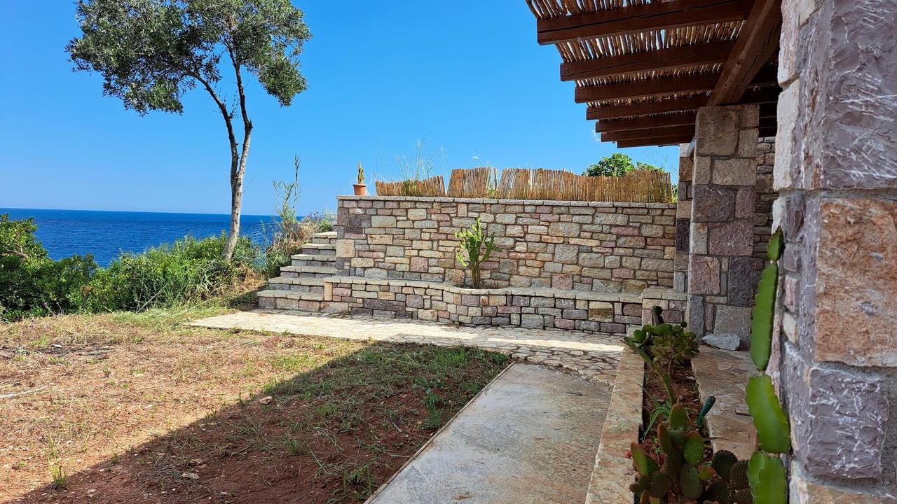 Photo of Outdoor in Aipeia