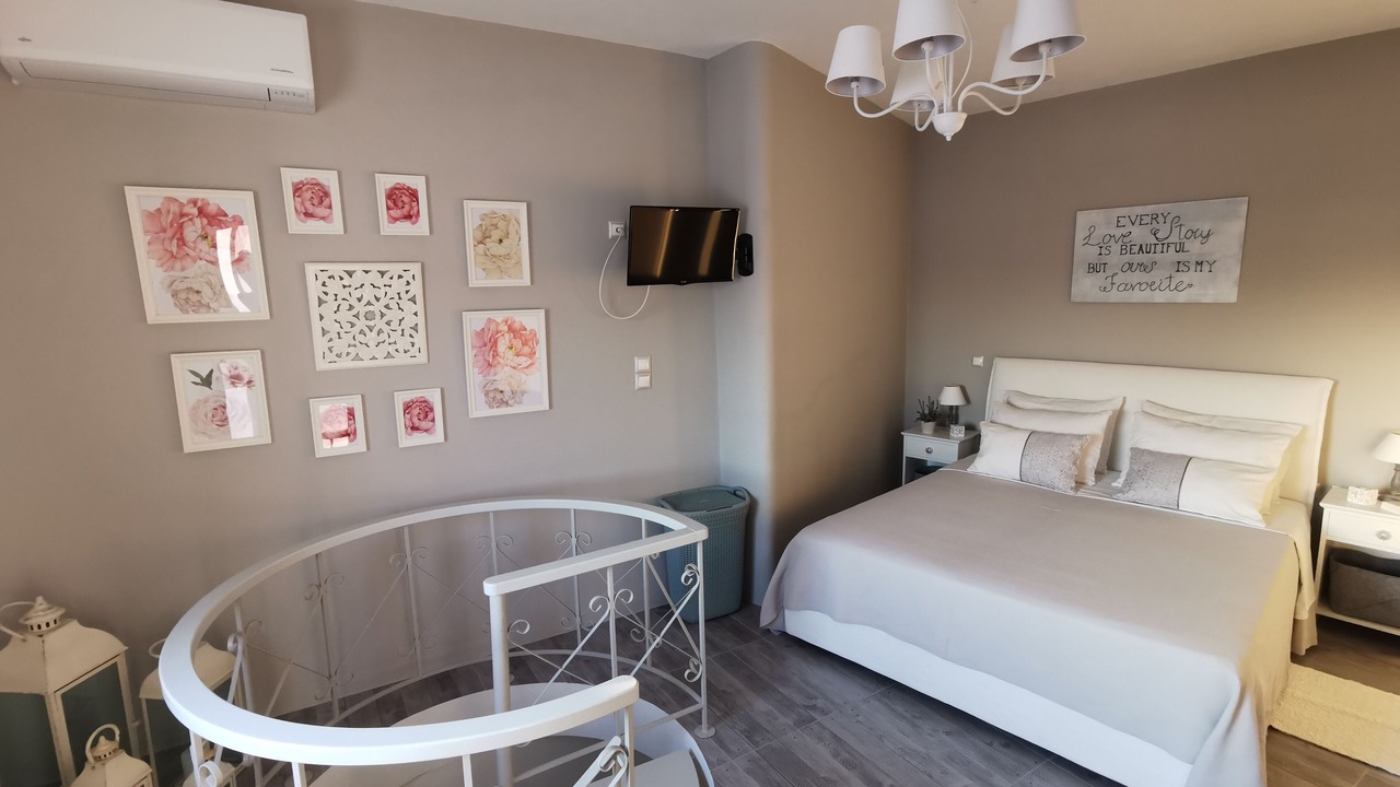 Photo of Bedroom in Naousa