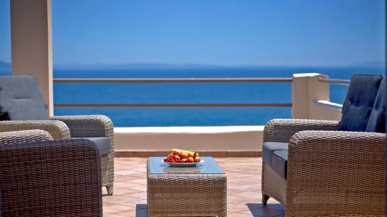 Photo of Patio Balcony in Astros