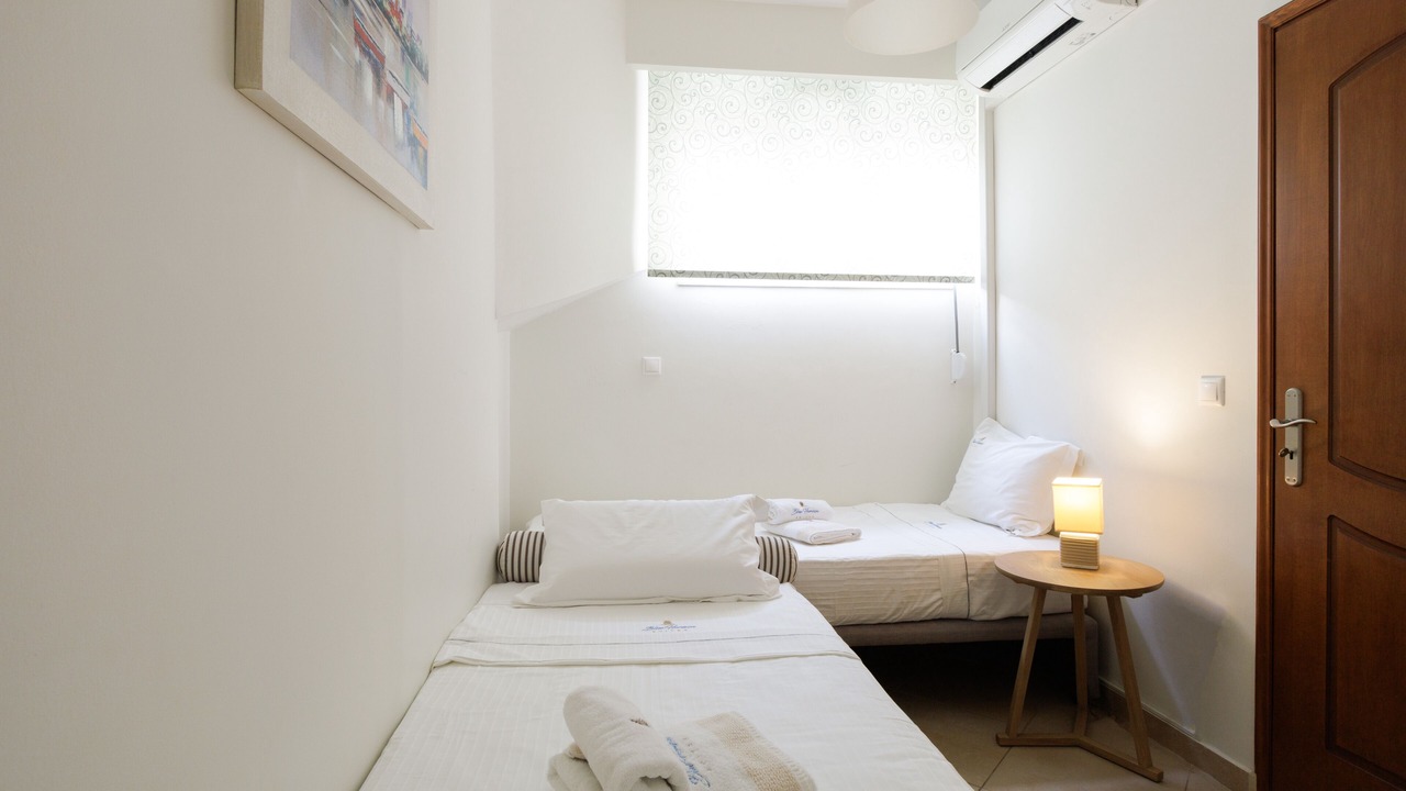 Photo of Bedroom in Astros