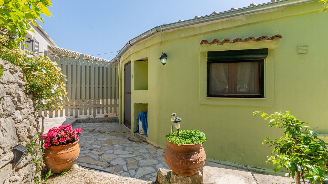 Photo of Outdoor in Koutsi