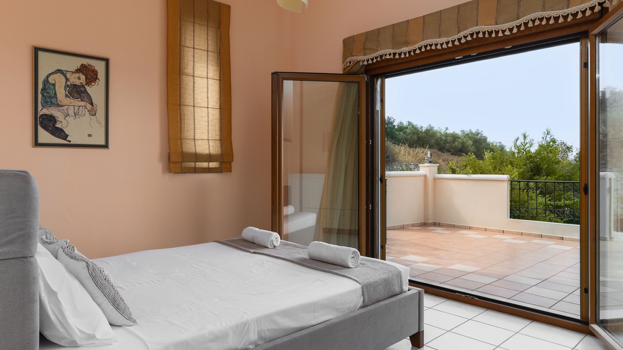 Photo of Bedroom in Filaki