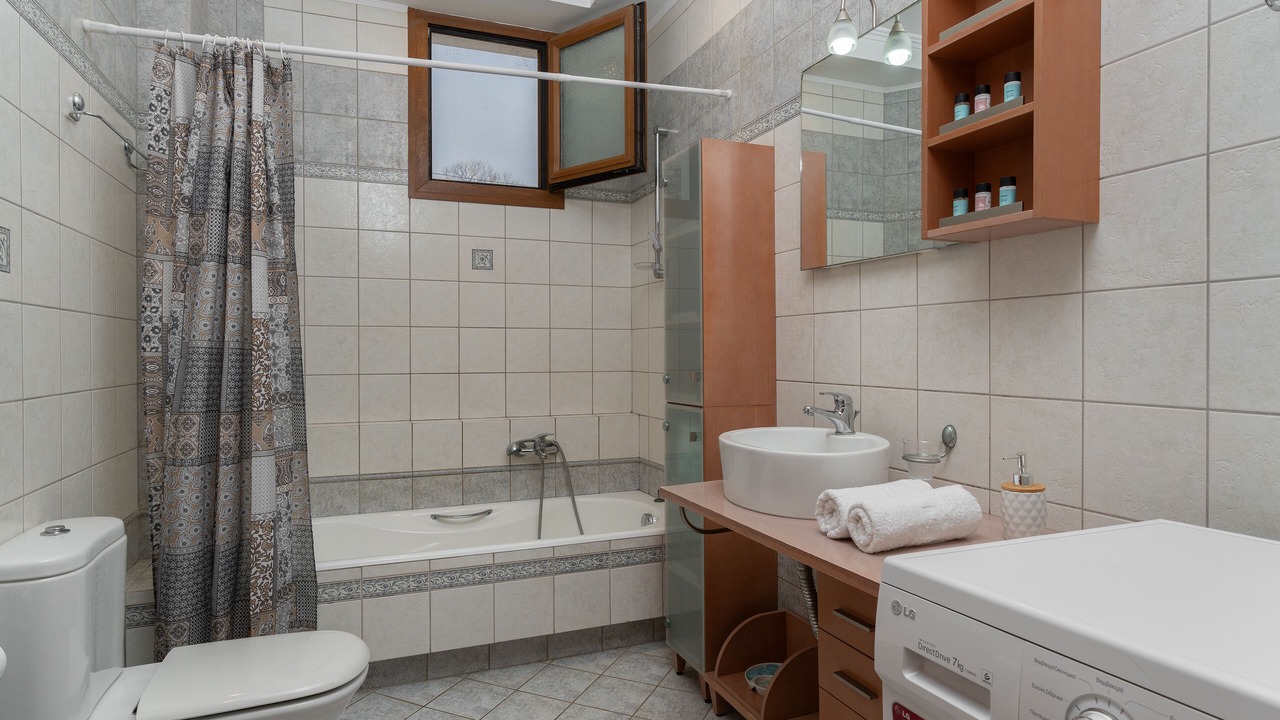 Photo of Bathroom in Filaki