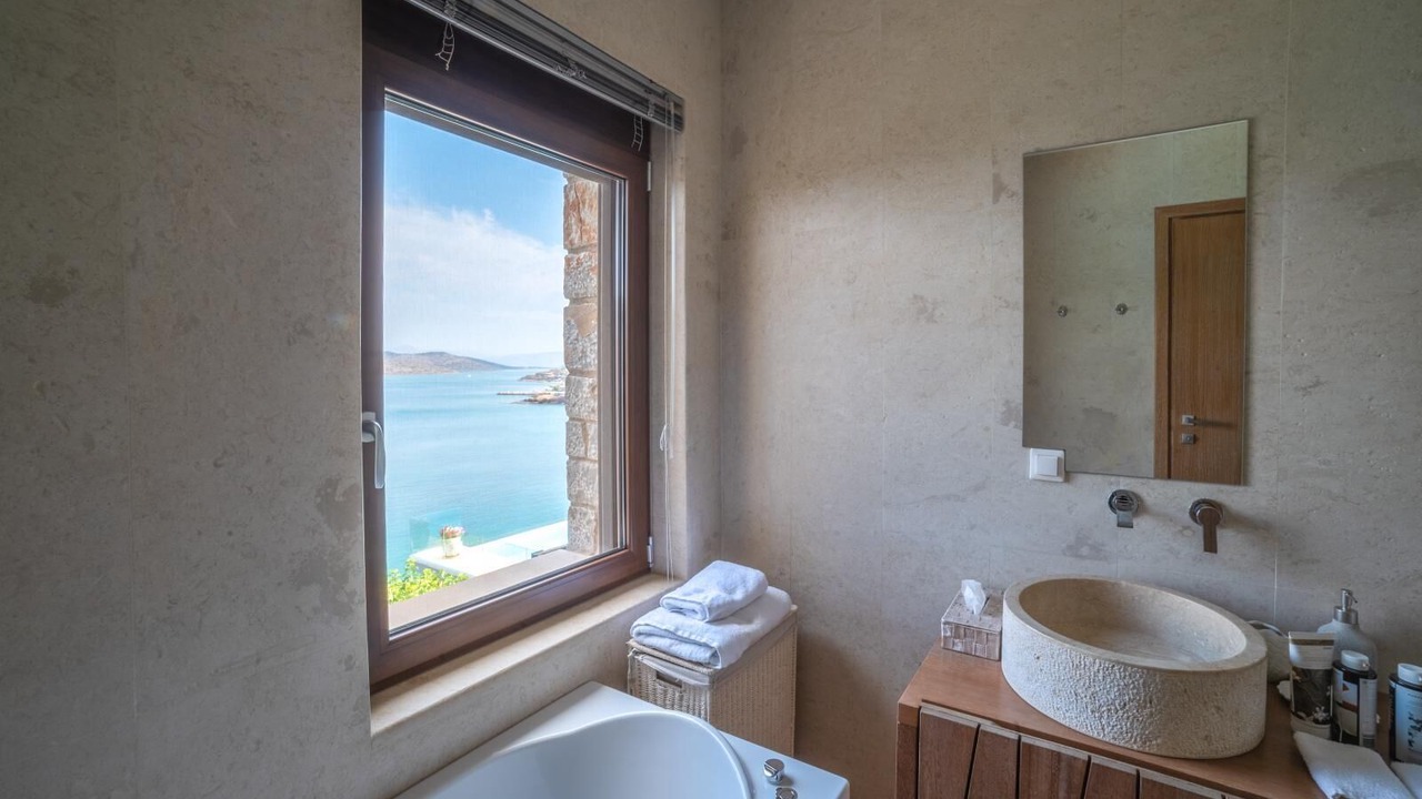 Photo of Bathroom in Kounelion