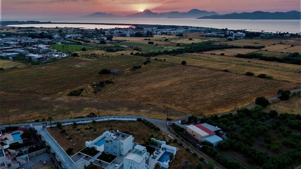 Photo of Outdoor in Tingaki