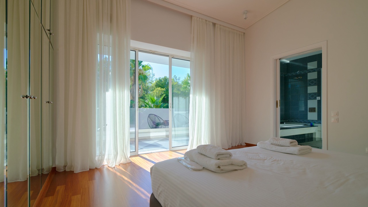 Photo of Bedroom in Vouliagmeni