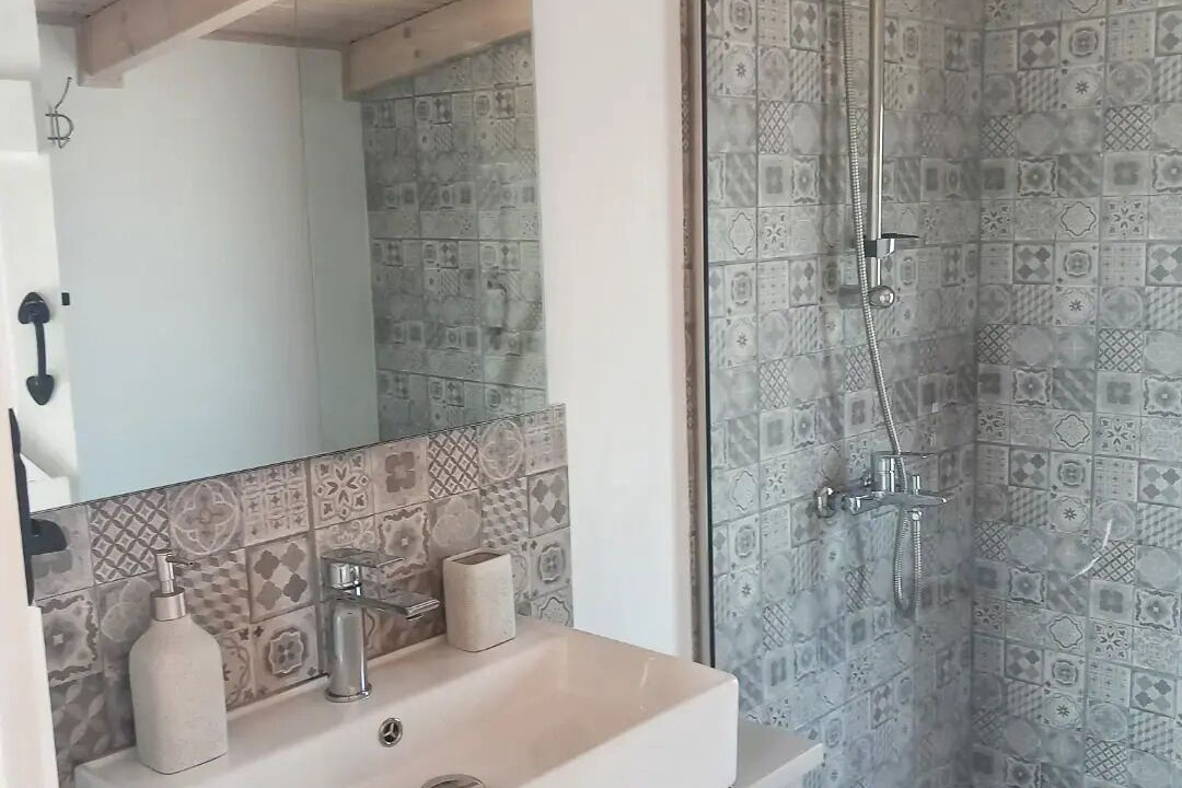 Photo of Bathroom in Armenoi