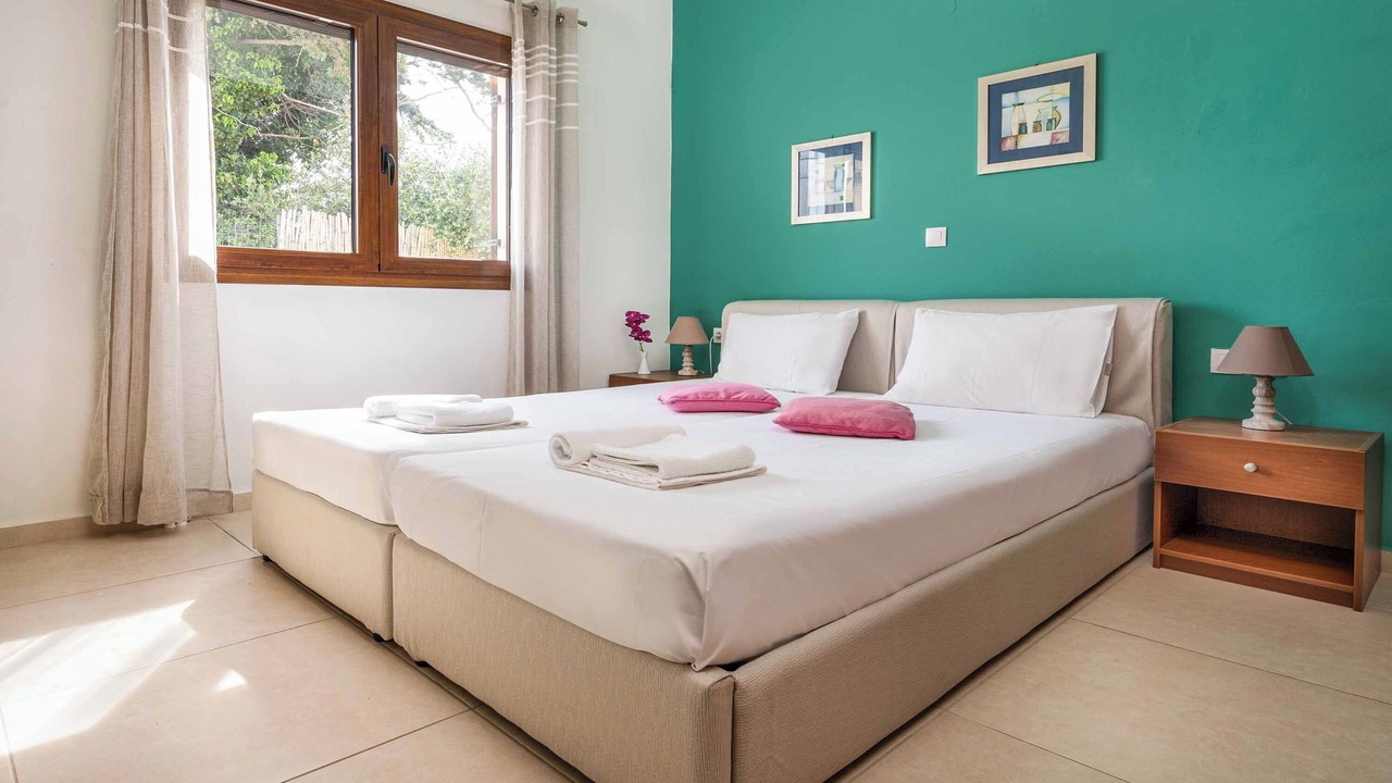 Photo of Bedroom in Platanias Town