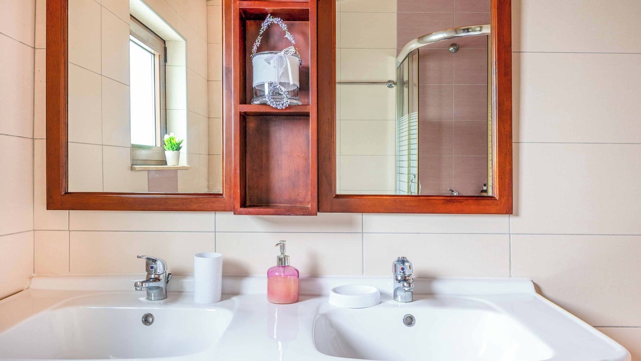 Photo of Bathroom in Platanias Town