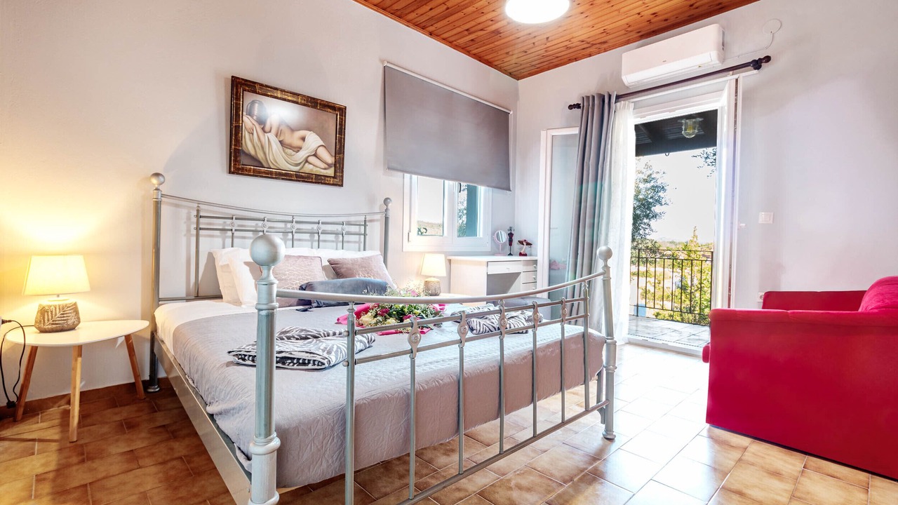 Photo of Bedroom in Doukades