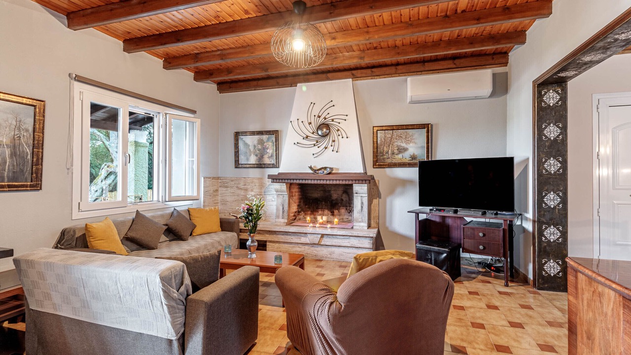 Photo of Livingroom in Doukades