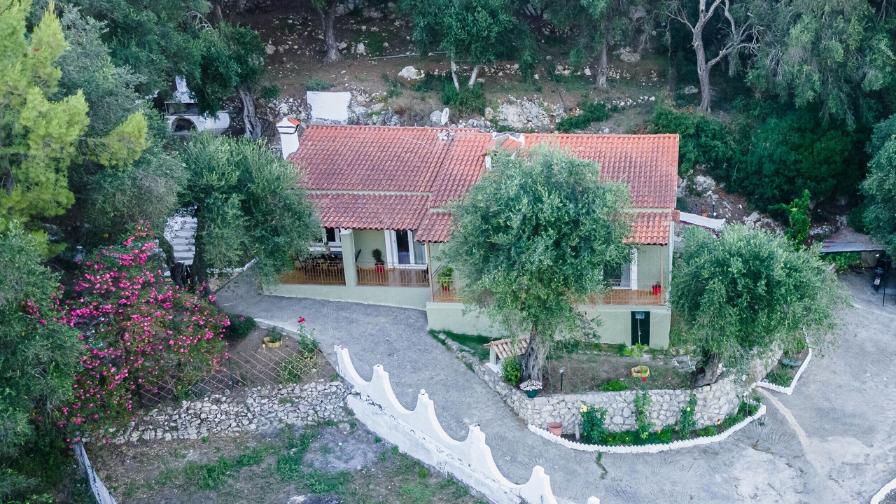 Photo of Outdoor in Doukades