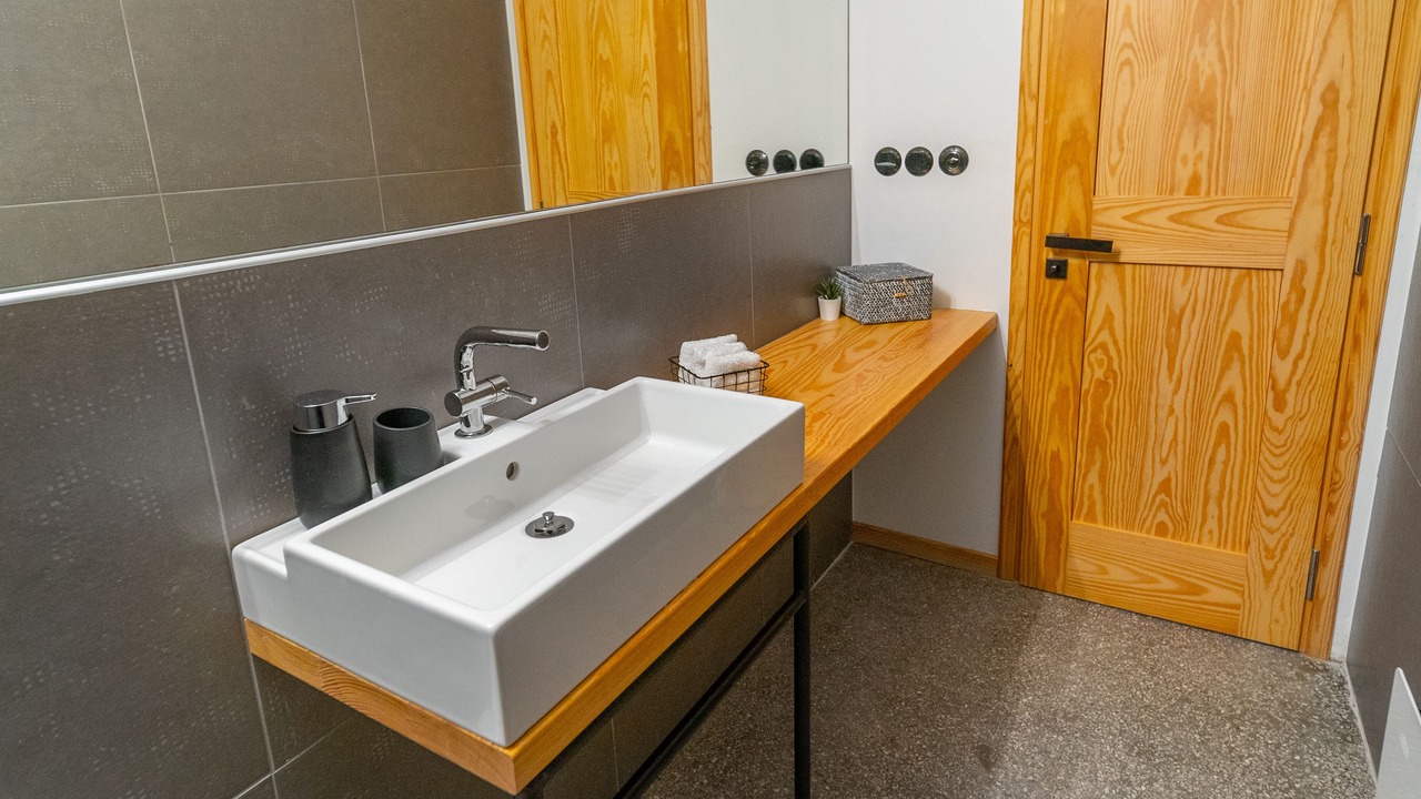 Photo of Bathroom in Plaka